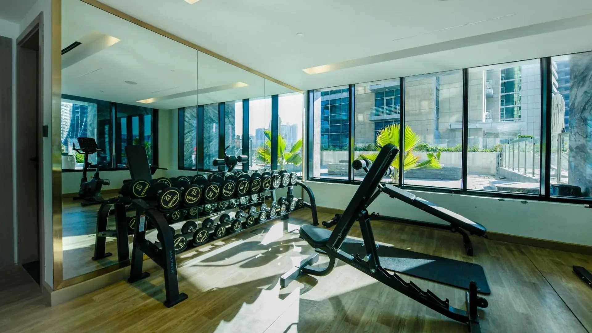 Burj Khalifa Poolview 1Br Apartment For 4 People Dubaï 0*,  Émirats arabes unis